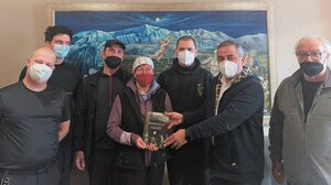 Με την οικογένεια των Γερμανών που εγκλωβίστηκε στη Δίκτη συναντήθηκε ο Γ. Στεφανάκης