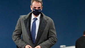 Ευχές του Μ.Βέμπερ στον Κυρ.Μητσοτάκη για "γρήγορη ανάρρωση"