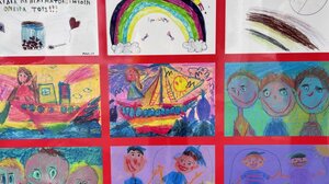 Παιδικά όνειρα κοσμούν το Δημαρχείο Χανίων