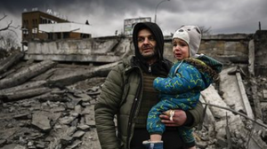 Ζελένσκι: Περίπου 35.000 άμαχοι απομακρύνθηκαν χθες Τετάρτη από ουκρανικές πόλεις