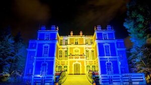 Στα χρώματα της ουκρανικής σημαίας η Θεσσαλονίκη