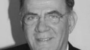 Το "αντίο" του Ηλία Μόσιαλου στον καθηγητή του