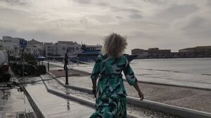  “Κι όμως την είδα με τη σκούπα να καθαρίζει”