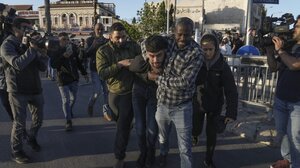 Ιερουσαλήμ: Νέες συγκρούσεις Παλαιστινίων με την ισραηλινή αστυνομία στην Πλατεία Τεμένων