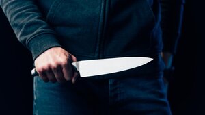 Άραβας με μαχαίρι προκάλεσε τρόμο στην είσοδο της ΕΡΤ!