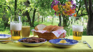 Λιγότερες μπύρες κατανάλωσαν οι Κρητικοί, αυτό το Πάσχα