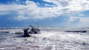 Ναυάγιο τουριστικού σκάφους στην Ιαπωνία: Βρέθηκαν 9 άνθρωποι, άλλοι 17 εξακολουθούν να αγνοούνται