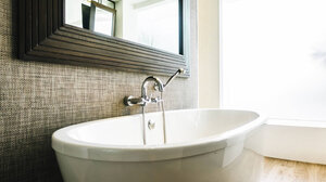 Ήταν σφηνωμένη για τέσσερις μέρες στην μπανιέρα της!