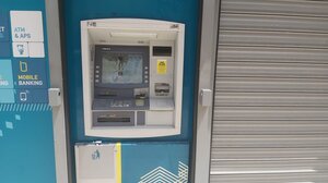 Έβαψαν και έσπασαν δύο ΑΤΜ