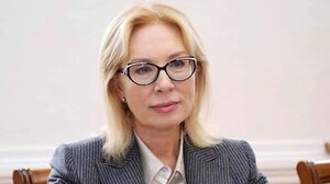 Απέλυσε την Ουκρανή διαμεσολαβήτρια ο Ζελένσκι