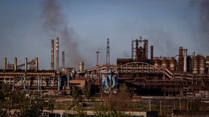 Ηγέτης αυτονομιστών: "Δεν έχουν παραδοθεί Ουκρανοί διοικητές από το Αζοφστάλ"