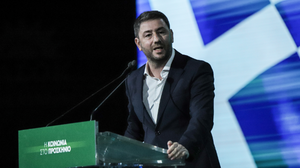 Ανδρουλάκης: Δεν μπορεί να εκτίθεται η παράταξη με παιχνίδια Δούρειου Ίππου με τη ΝΔ