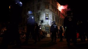 Γερμανία: Επεισόδια σε διαδήλωση για την Πρωτομαγιά στη Λειψία 