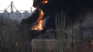 Χτυπήθηκε καταφύγιο σε χωριό στην Ουκρανία: 30 παγιδευμένοι· 6 άμαχοι νεκροί αλλού 