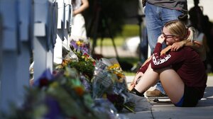 Τεξανός αξιωματούχος : Η αστυνομία πήρε τη "λάθος απόφαση" καθυστερώντας την επέμβασή της στο σχολείο της Ουβάλντε