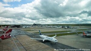 Πτήσεις με το… "κιάλι" για τους βρετανούς ταξιδιώτες