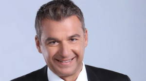 Βίντεο: Καρχαρίας πλησίασε το σκάφος στο οποίο βρισκόταν ο Γιώργος Λιάγκας