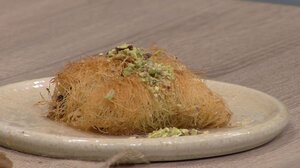 Κανταΐφι με σταφίδα σουλτανίνα Κρήτης, λευκή σοκολάτα και φιστίκι