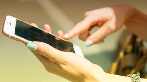 Πτωτικά κατά 3,5% θα κινηθούν το 2022 οι παγκόσμιες πωλήσεις smartphones