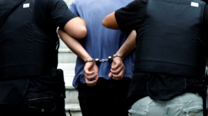 Τρεις συλλήψεις για κατοχή κοκαϊνης και χασίς