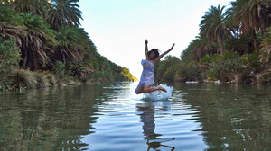 Πεζοπορία και κολύμπι στο Κουρταλιώτικο φαράγγι! 