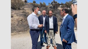 Τσίπρας: Να σταματήσει ο κ. Μητσοτάκης να θριαμβολογεί πάνω στην καμένη γη