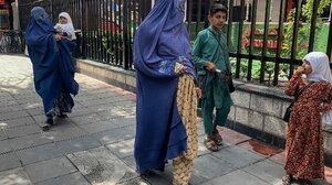 Η Διεθνής Αμνηστία καταγγέλλει κακοποιήσεις γυναικών και κοριτσιών στο Αφγανιστάν