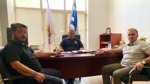 Συνάντηση Καλαντζάκη με τον Διοικητή της Πυροσβεστικής Υπηρεσίας Ιεράπετρας