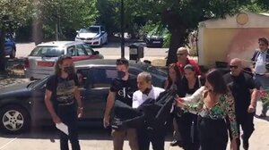 Θέμης Αδαμαντίδης: Στον εισαγγελέα ο τραγουδιστής – «Καλώς τα παιδιά» είπε στους δημοσιογράφους