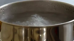 Ονειρεύτηκε άλλη γυναίκα, παραμιλούσε και το... πλήρωσε ακριβά! 