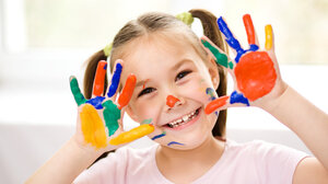 Μία συζήτηση για το δημόσιο νηπιαγωγείο... κάτω από μία λεμονιά! 