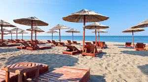 Τον βρήκαν στην ξαπλώστρα και ήταν ήδη νεκρός 