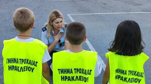 Παρόντες μικροί και μεγάλοι στο "ραντεβού" με την Τροχαία, στον Πύργο