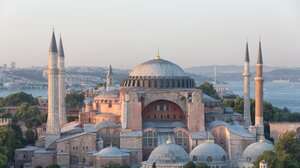Πρόκληση στην Αγία Σοφία: Εκατοντάδες παιδιά κραυγάζουν «Αλλάχου άκμπαρ»