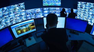 Στα ύψη το πολιτικό «θερμόμετρο» για τις παρακολουθήσεις - Λίστα ονομάτων