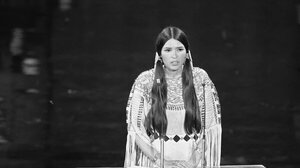 Η Ακαδημία των Όσκαρ ζητά συγνώμη από την Sacheen Littlefeather μετά από 50 χρόνια