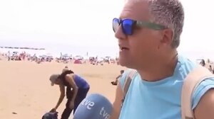 Τουρίστας εξυμνεί την Βαρκελώνη, την ώρα που από πίσω του κλέβουν τσάντα!