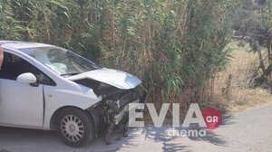 Τροχαίο στην Νότια Εύβοια: Σφοδρή σύγκρουση οχημάτων 