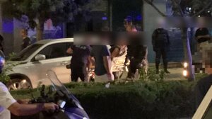 Δύο γυναίκες, ένας άντρας και ο καβγάς σε μπαρ