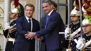 Ηχηρό μήνυμα Μακρόν στον Ερντογάν: «Δεν θα επιτρέψουμε καμιά αναταραχή στην Ανατολική Μεσόγειο»