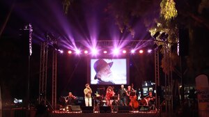 Η Παυλίνα Βουλγαράκη και πληθώρα άλλων εκδηλώσεων, σήμερα, στο "Τέχνη Καθ΄ Οδόν 2022"