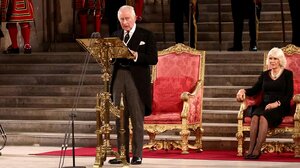 Βασιλιάς Κάρολος: Η πρώτη του ομιλία στους Βρετανούς βουλευτές