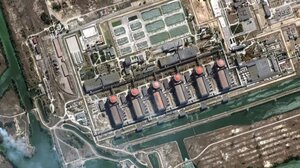 Νέα πυραυλικά χτυπήματα σε συγκρότημα κατοικιών στη Ζαπορίζια 