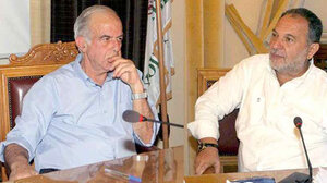 Επιβεβαιώνουν τη "συμφωνία χωρίς ανταλλάγματα και πρόσωπα"