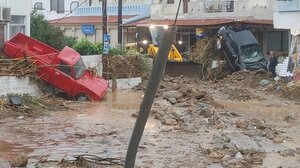 Η αλληλεγγύη ... όπλο, στις δύσκολες στιγμές για τους πλημμυροπαθείς