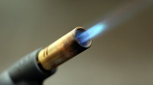  Έκαψε με καμινέτο τη ρεσεψιονίστ ξενοδοχείου γιατί την έδιωξε