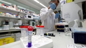 Καρκίνος: Πειραματική θεραπεία εξαφάνισε όγκους σε ποσοστό 100% χωρίς νυστέρι ή χημειοθεραπεία