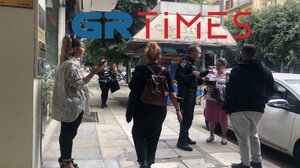 Θεσσαλονίκη: Της άρπαξε την αλυσίδα, μάχη "σώμα με σώμα" του θύματος με τον ληστή