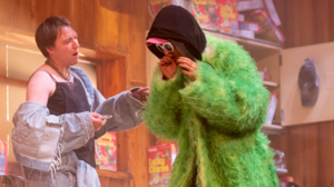 Η Βασιλική Όπερα του Λονδίνου συνεργάζεται με τον Balenciaga