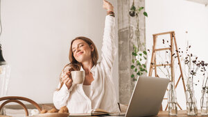 Το αμφιλεγόμενο ρόφημα που μειώνει τον κίνδυνο εγκεφαλικού, υπέρτασης και καρδιακής ανεπάρκειας